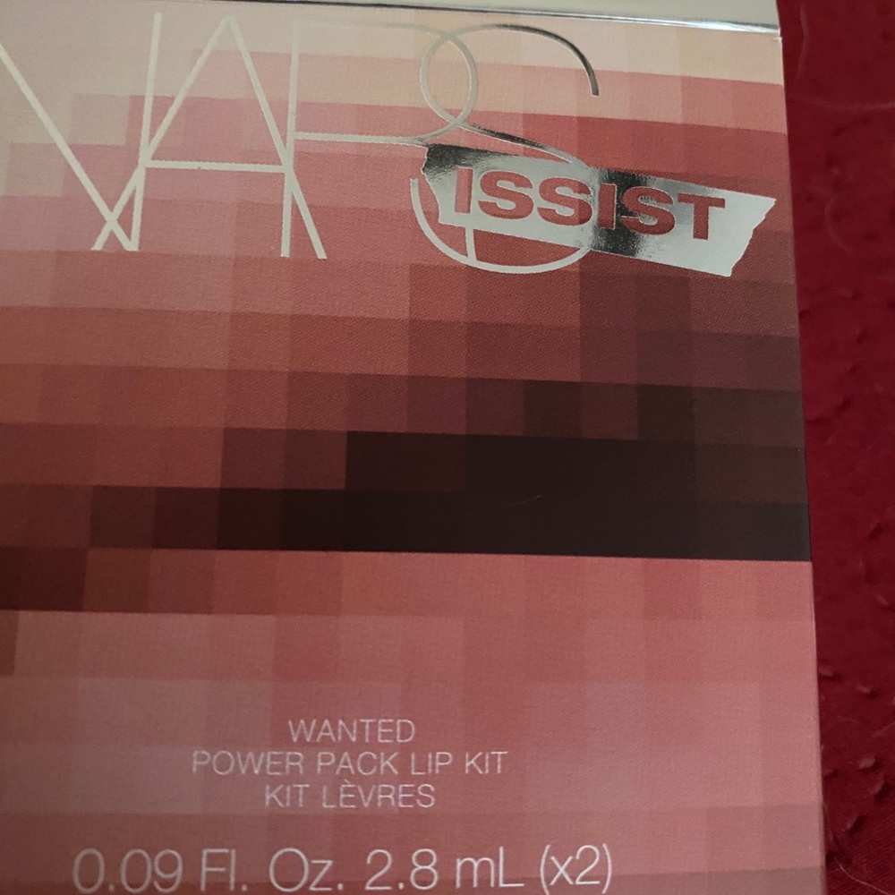 Sold 💣 New Nars wanted lip kit